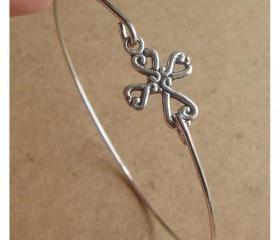 Cross Bangle Bracelet, Simple Everyday Jewelry, Elegant gift, Bridesmaid Gift, Bridal Wedding Jewelry