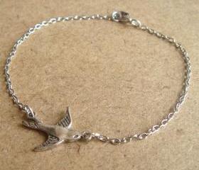 Bird Chain Bracelet, Simple Everyday Jewelry, Elegant gift, Bridesmaid Gift, Bridal Wedding Jewelry